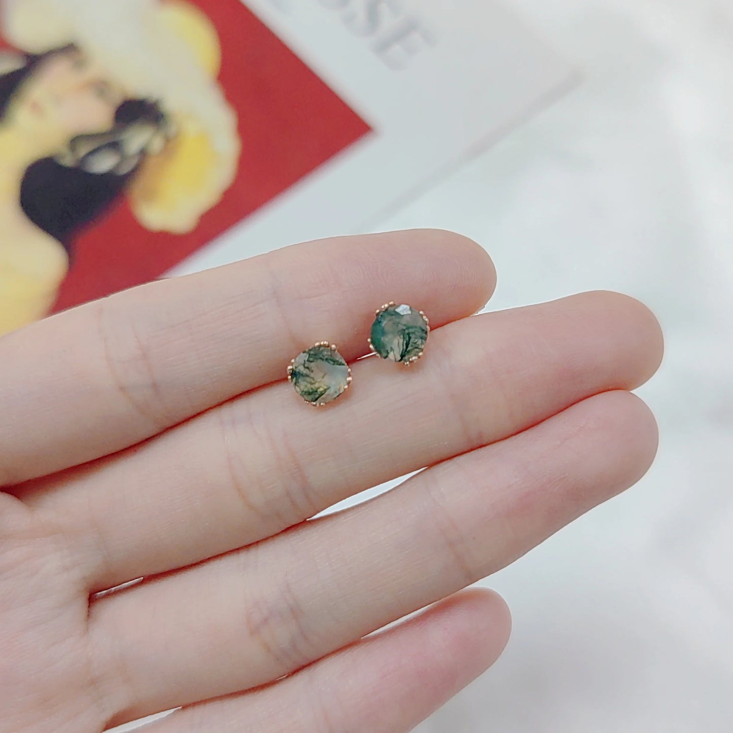 Moss Agate Claw Prongs Stud Earrings